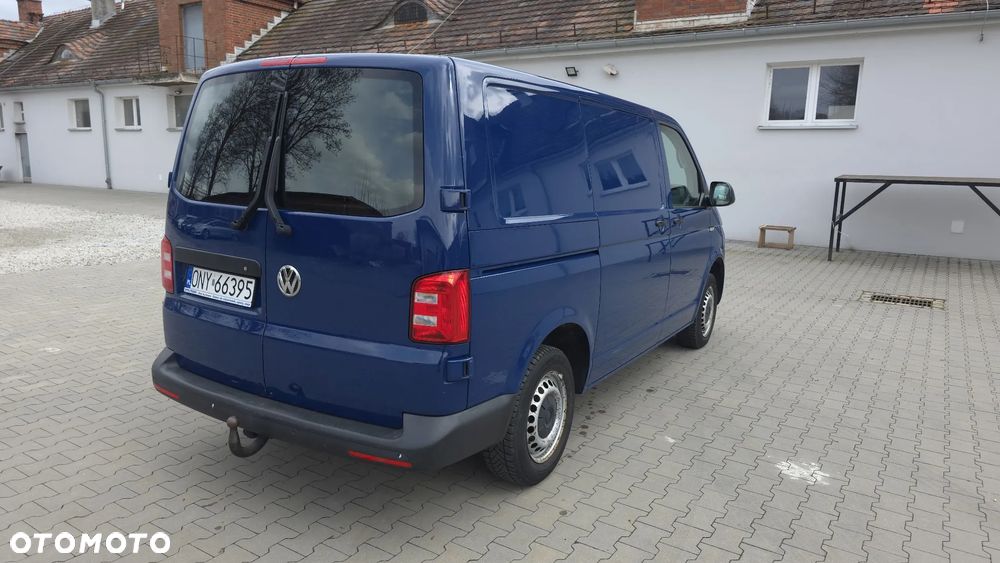 Volkswagen Transporter T6 - 6