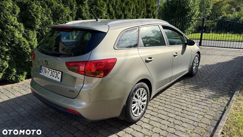 Kia Ceed 1.6 CRDi M - 5