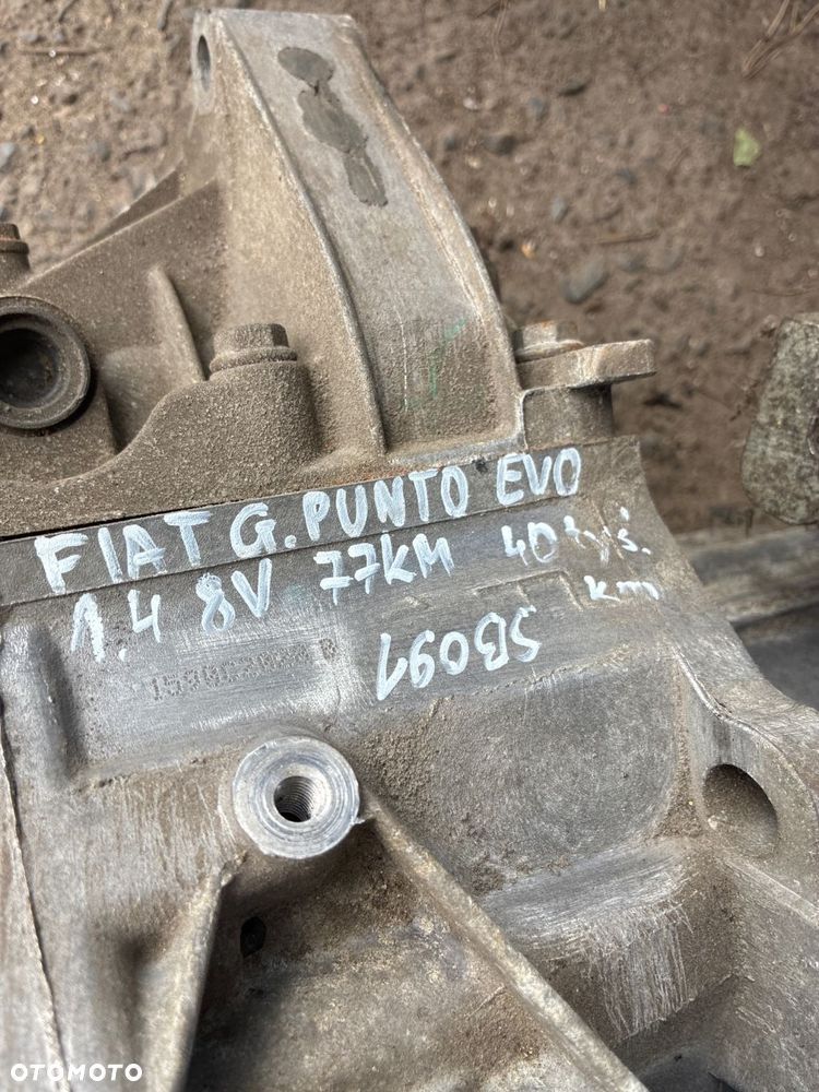 FIAT SKRZYNIA BIEGÓW Manualna  5-biegowa 55196326  c2028b 40TYŚ. KM - 8