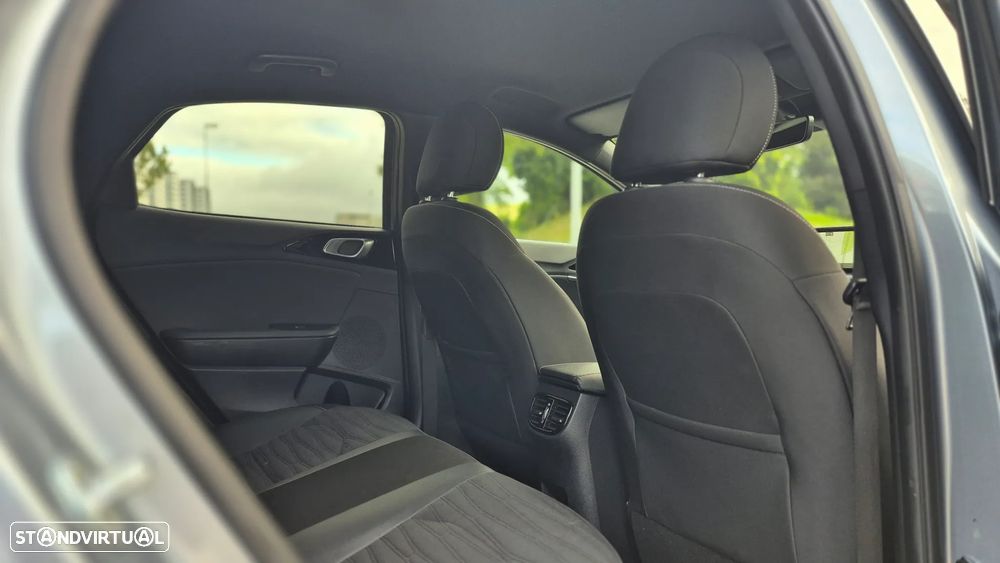 Kia XCeed 1.6 CRDi Eco-Dynamics+ (48V Mild-Hybrid) SPIRIT - 17