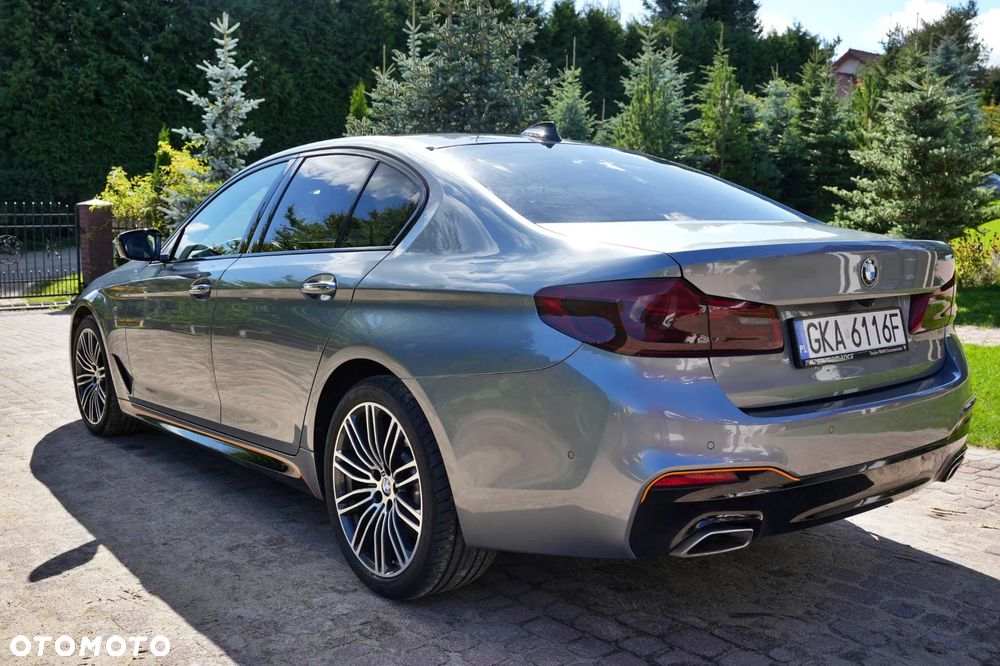 BMW Seria 5 520d xDrive - 7