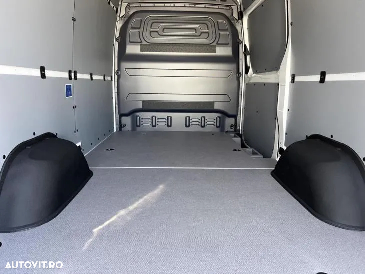 Mercedes-Benz Sprinter 317 CDI - 12