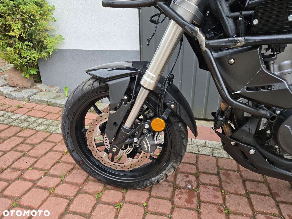 VOGE 500DS - 17