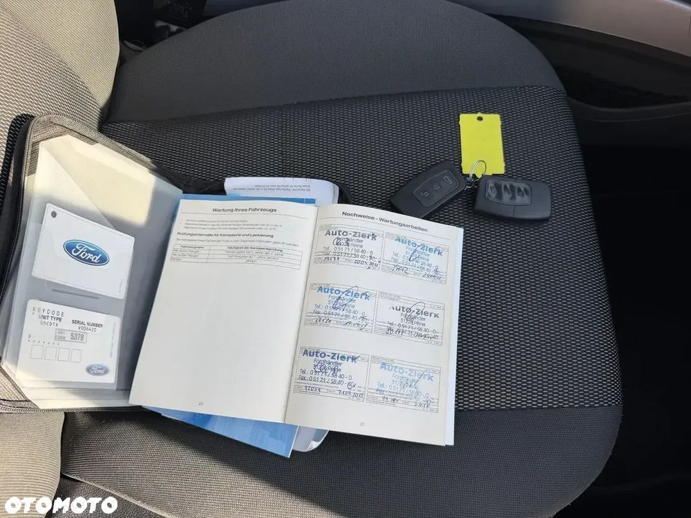 Ford Kuga 2.0 TDCi 2x4 Trend - 21