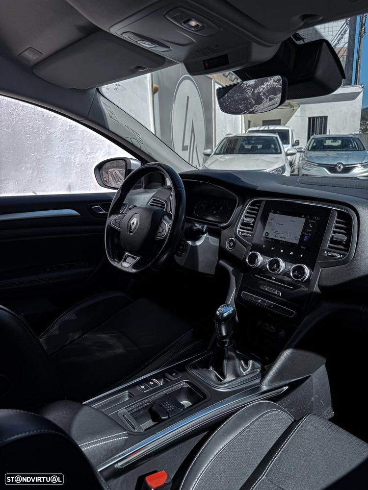 Renault Mégane Sport Tourer 1.5 Blue dCi Intens - 11