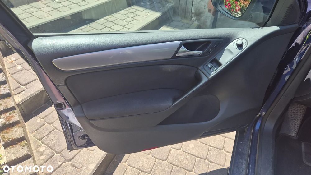 Volkswagen Golf 1.6 Trendline - 18