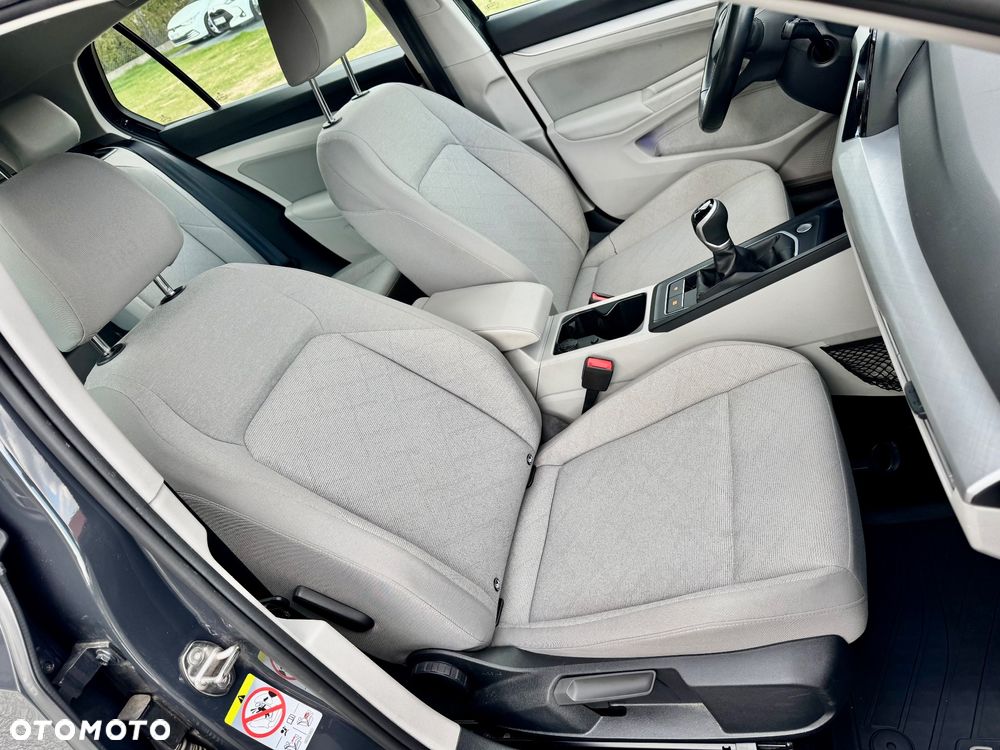 Volkswagen Golf 1.0 TSI United - 19