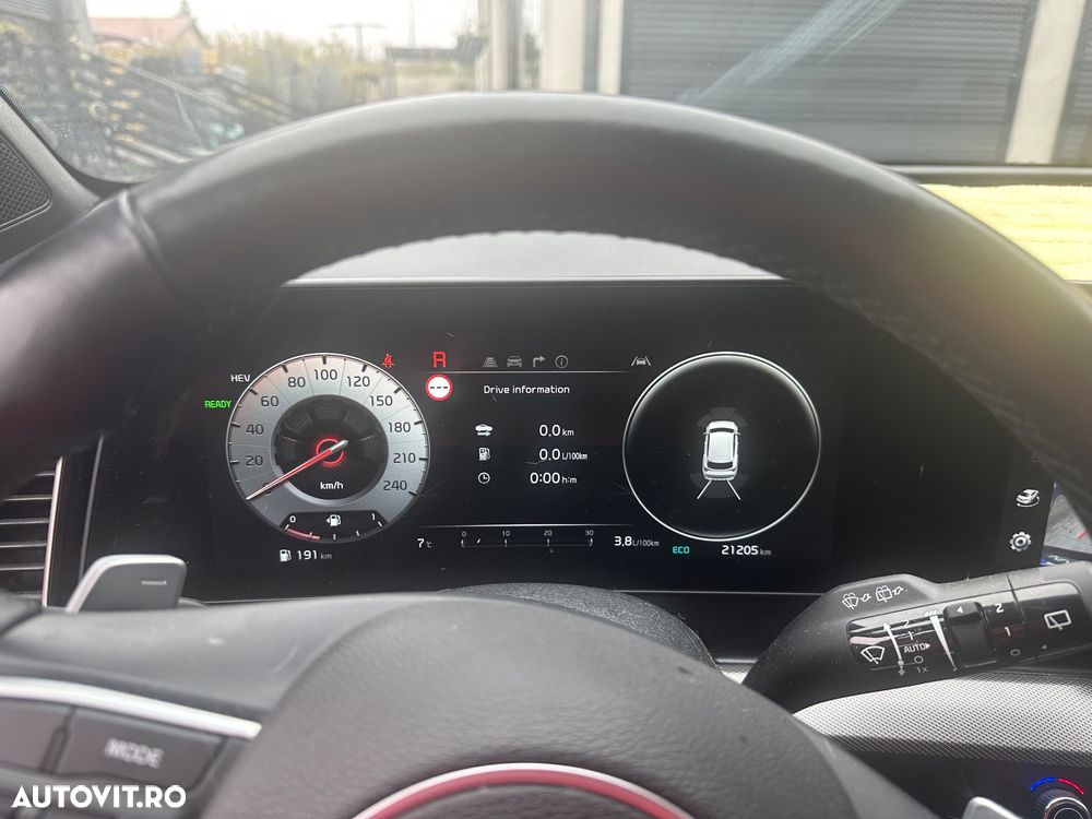 Kia Sportage 1.6 T-GDI PHEV 6AT 4x4 GT Line - 6