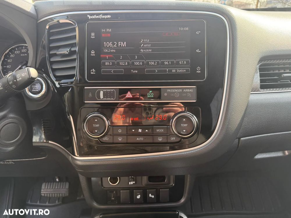 Mitsubishi Outlander 2.0L AS&G CVT Instyle - 14