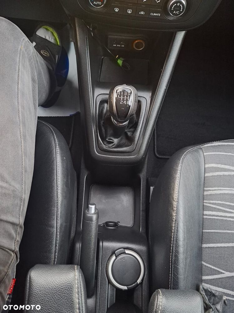 Kia Venga 1.6 Business Line - 14