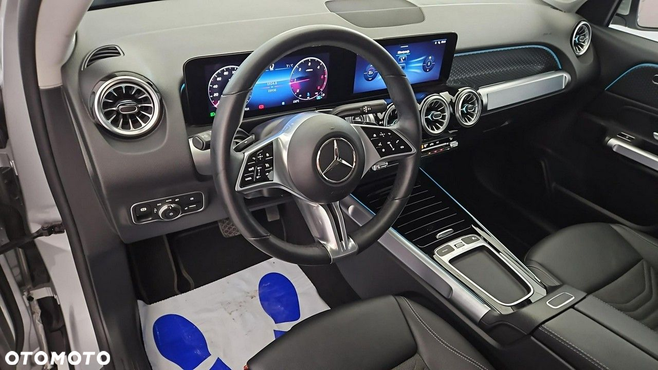 Mercedes-Benz GLB 200 d Progressive 8G-DCT - 9