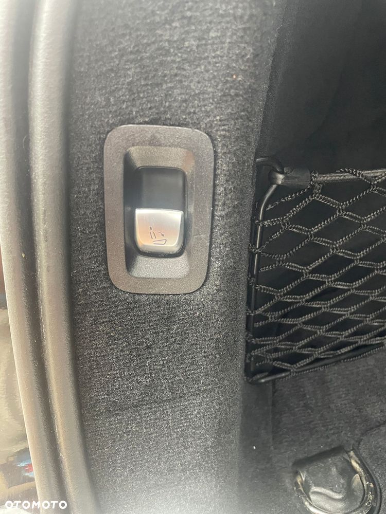 Mercedes-Benz Klasa C 200 (BlueTEC) d - 25