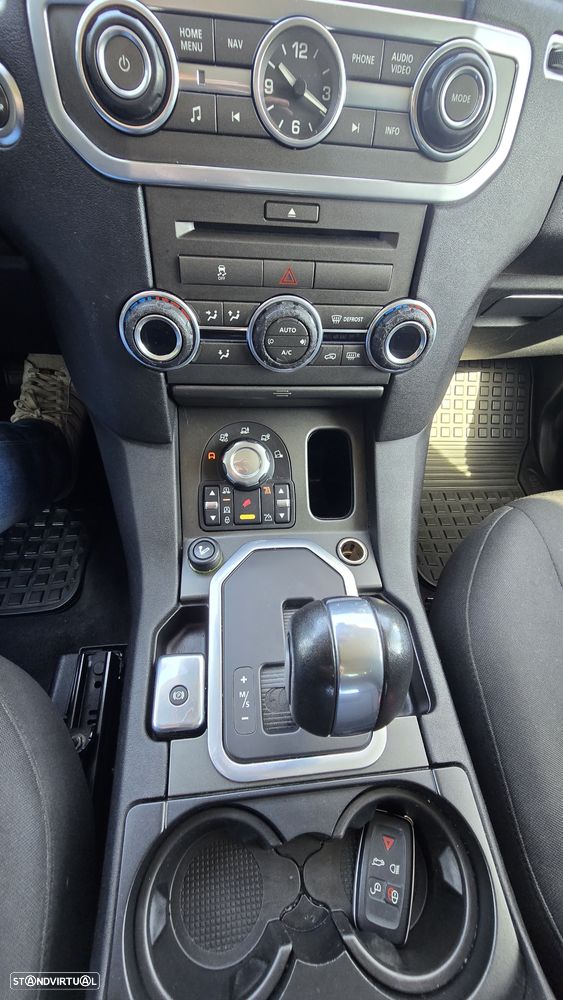 Land Rover Discovery 3.0 TD V6 Aut. SE - 3