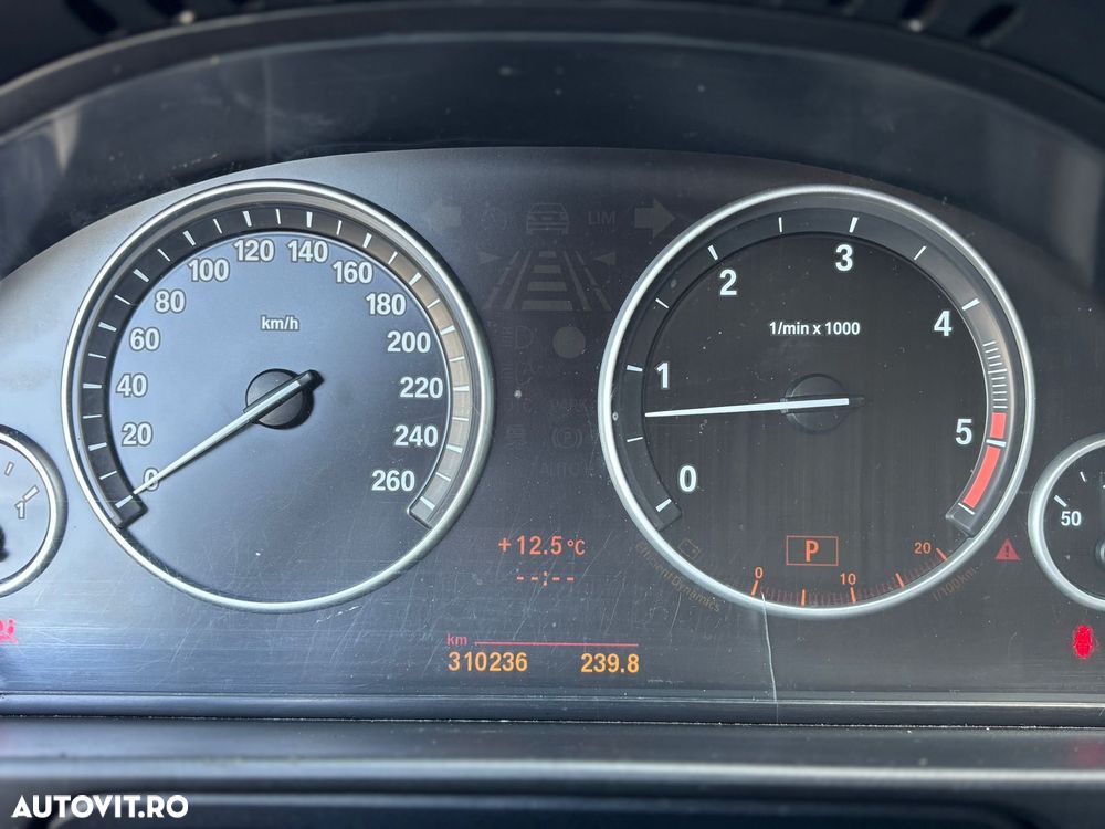 BMW Seria 5 525d Sport-Aut. - 19