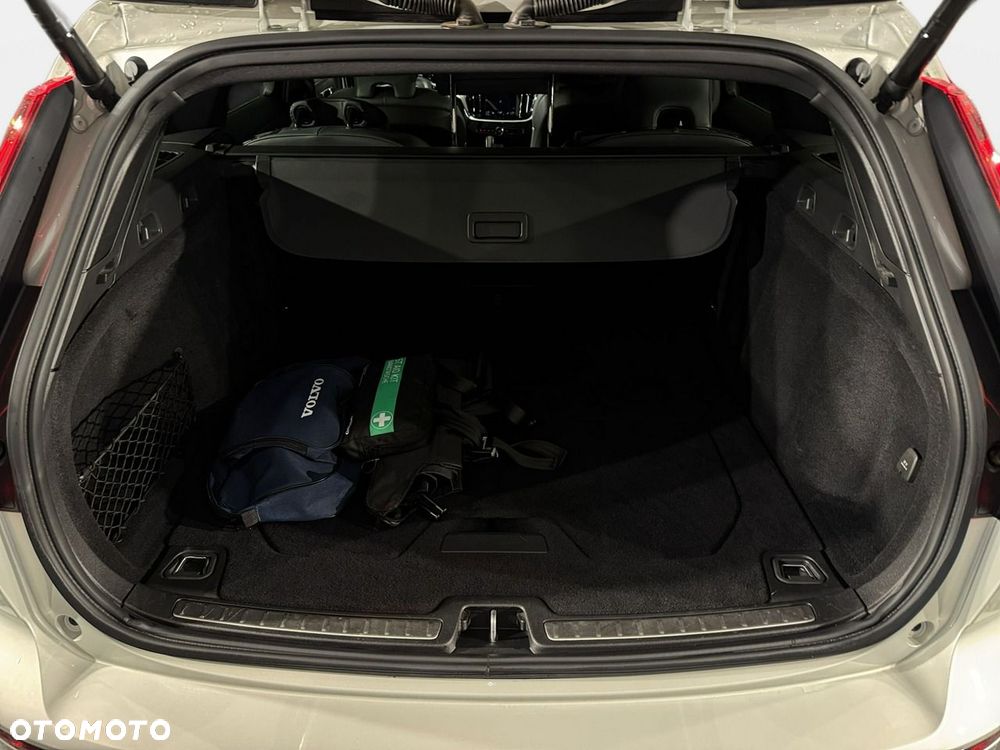 Volvo V60 - 16