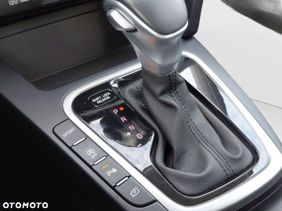 Kia XCeed - 23