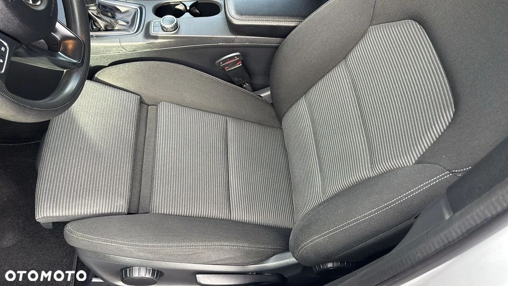 Mercedes-Benz Klasa B 200 BlueEFFICIENCY EDITION 1 - 13