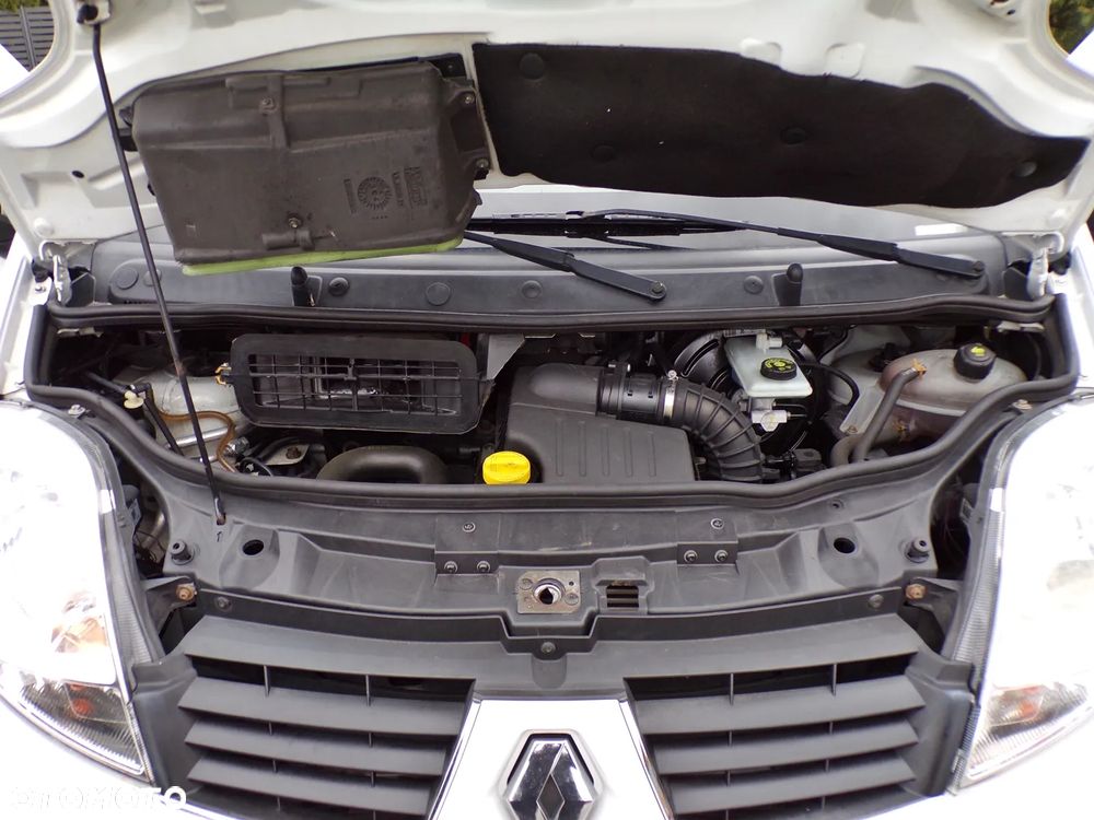 Renault TRAFIC - 25