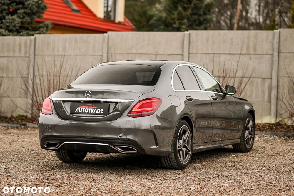Mercedes-Benz Klasa C 200 d 9G-TRONIC AMG Line - 11