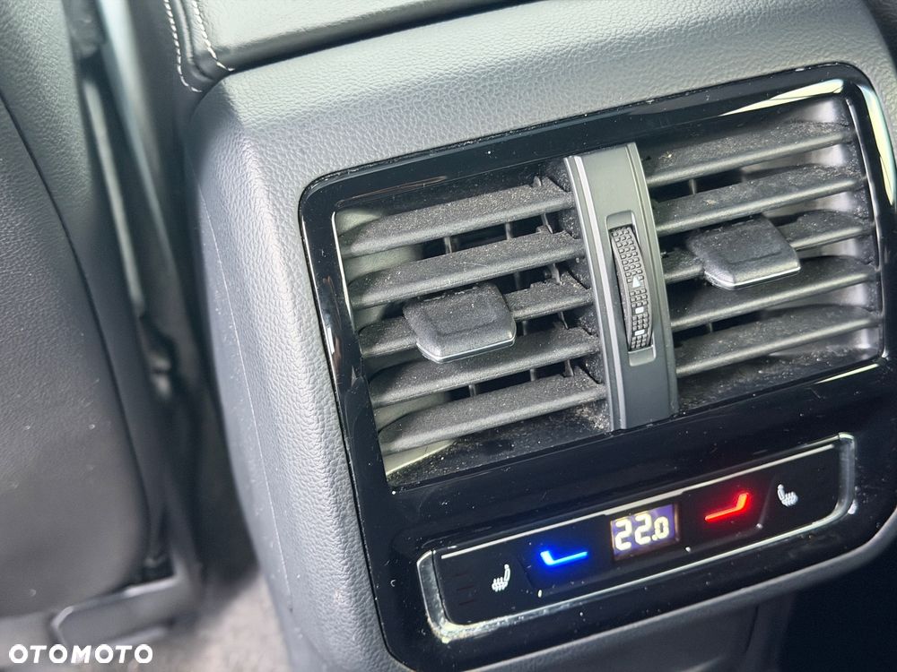 Volkswagen Arteon 2.0 TDI SCR 4Motion DSG R-Line - 19