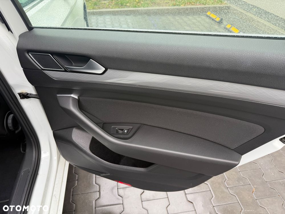 Volkswagen Passat 1.5 TSI EVO Business - 19
