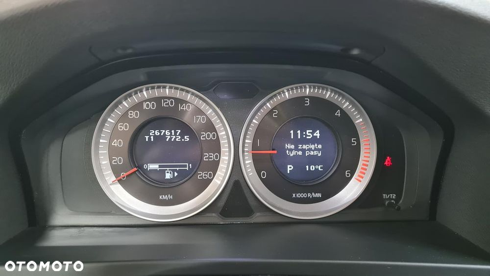 Volvo V60 D5 AWD Geartronic Momentum - 20