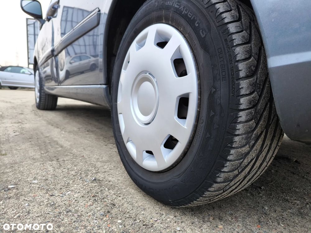 Citroën C8 2.0 16V Confort - 8