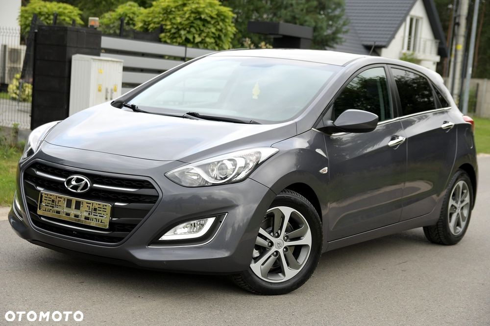 Hyundai i30 blue 1.6 GDI DCT Premium - 2