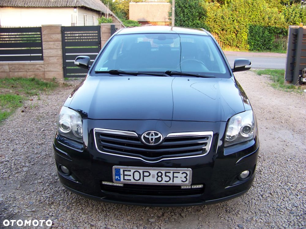 Toyota Avensis 2.0 D-4D - 2