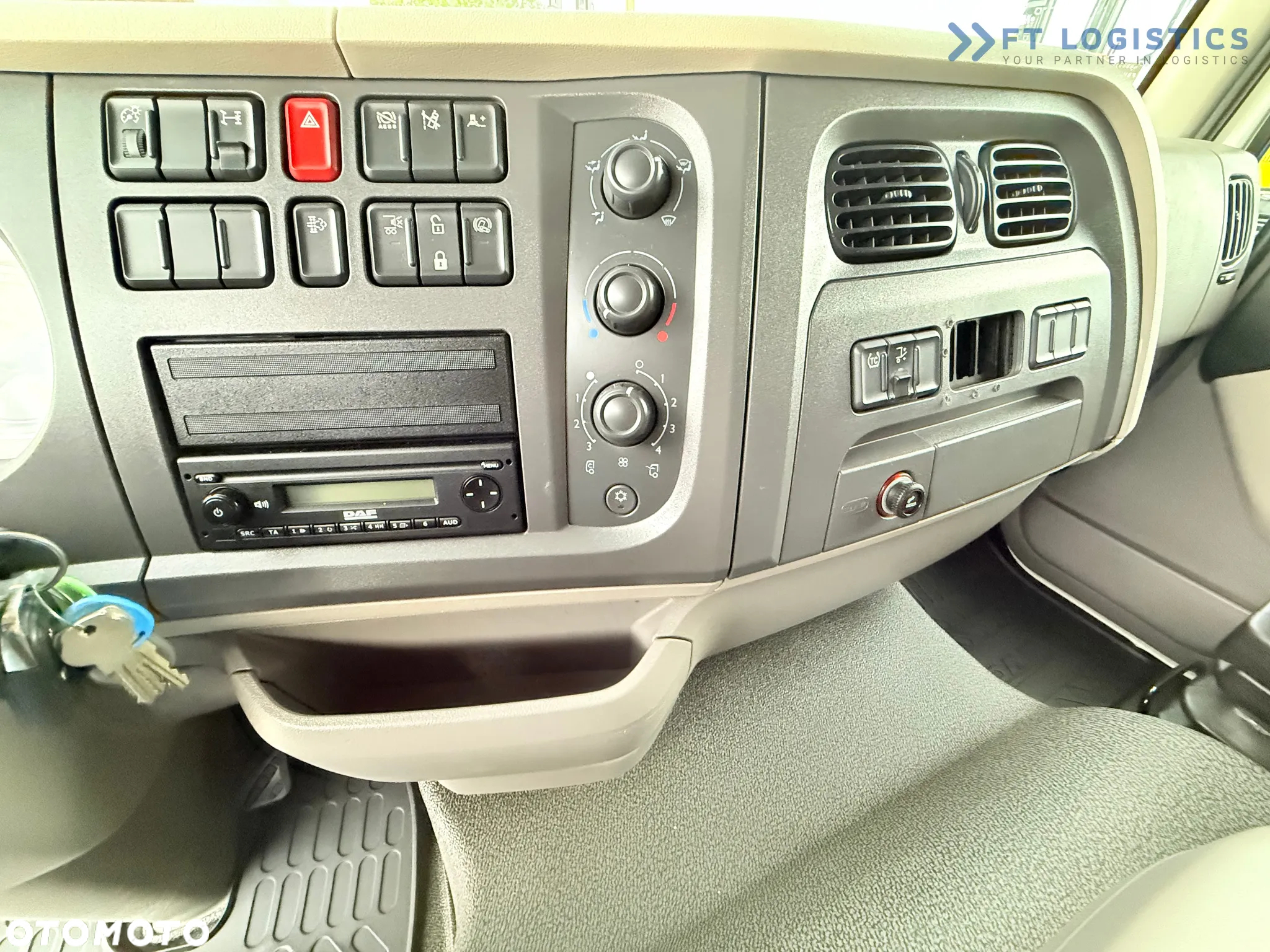 DAF LF 260 FA / AUTOMAT /  ŁADOWNOŚC 9255 / 4X2 / 18X PALETA / WINDA / BURTY / STAN IDEALNY! - 35