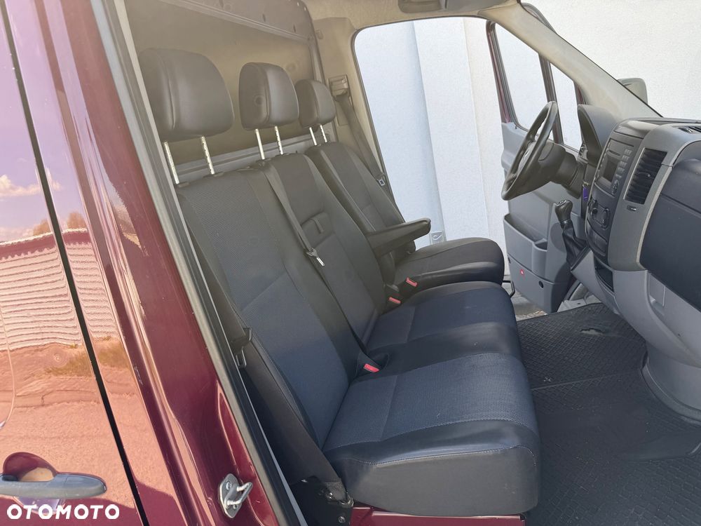 Mercedes-Benz Sprinter 319 - 22