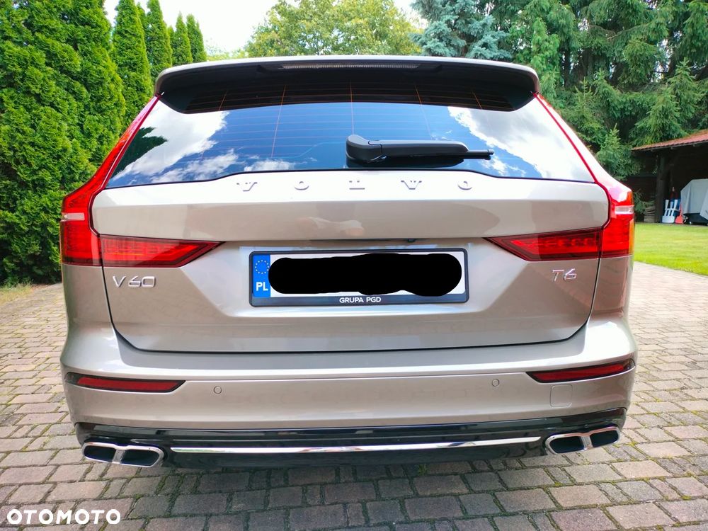 Volvo V60 T6 AWD R-Design - 5