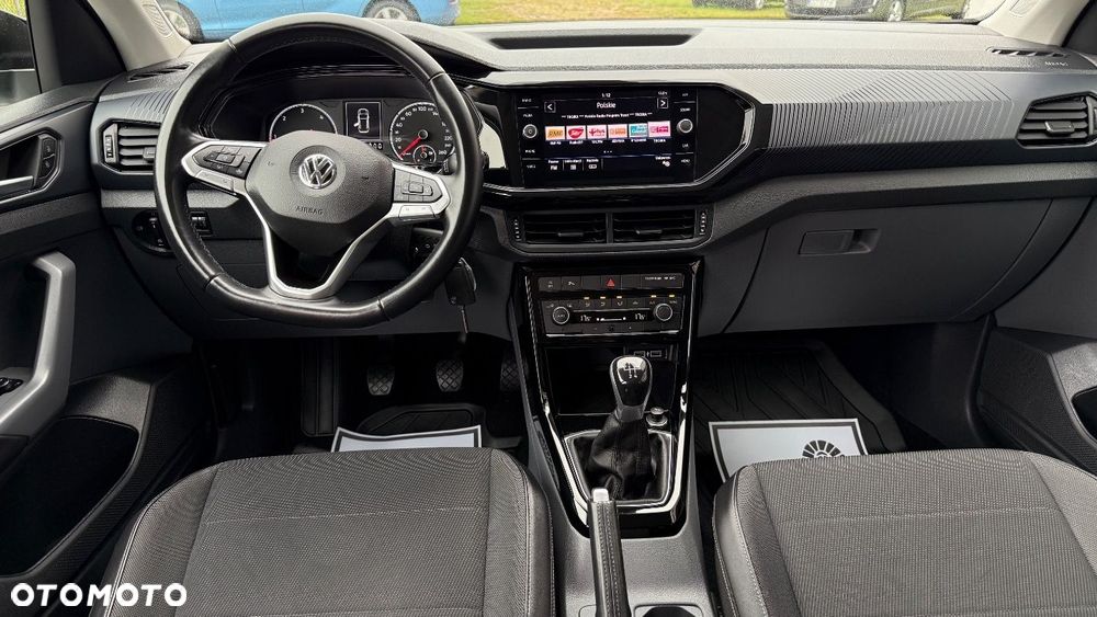 Volkswagen T-Cross - 18