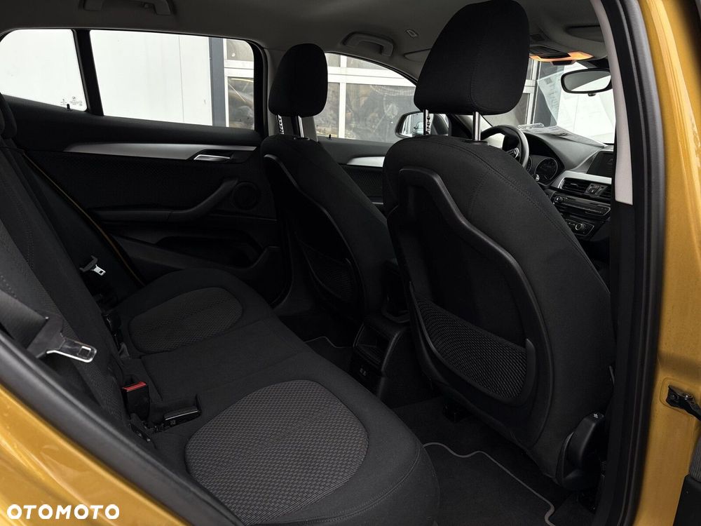 BMW X2 sDrive18i - 29