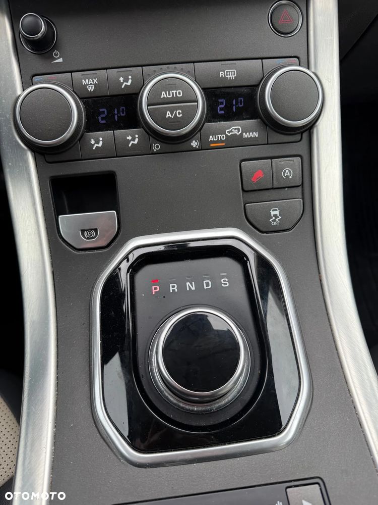 Land Rover Range Rover Evoque TD4 Sky View - 12