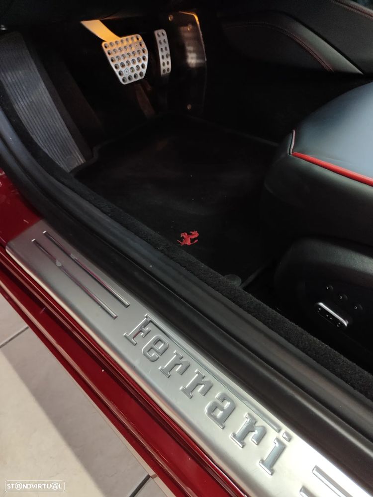 Ferrari California T Hele - 32