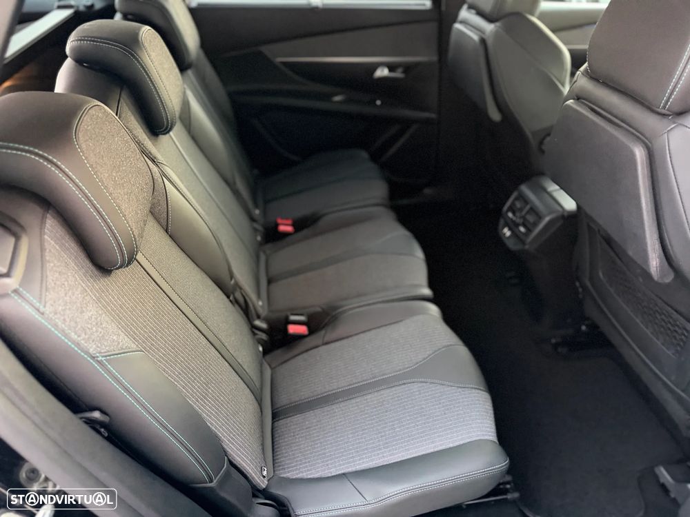 Peugeot 5008 1.2 PureTech Allure Pack EAT8 - 15