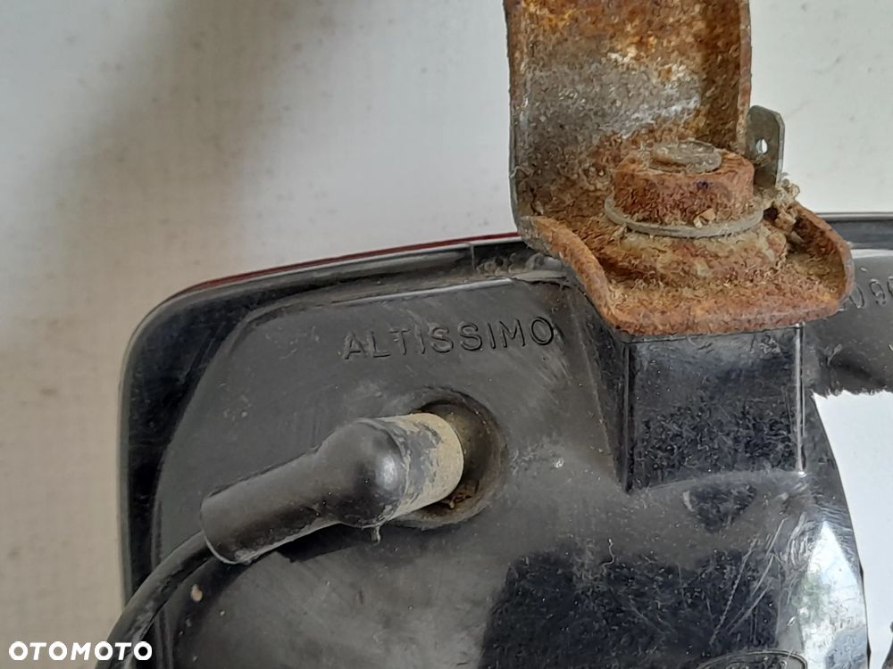Lampa przeciwmgielna tył Ford Escort MK2 Altissimo 75AG15K258AA - 9