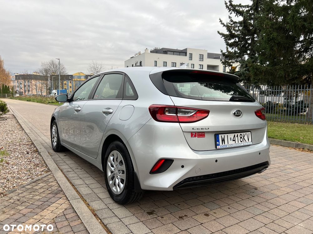 Kia Ceed - 4