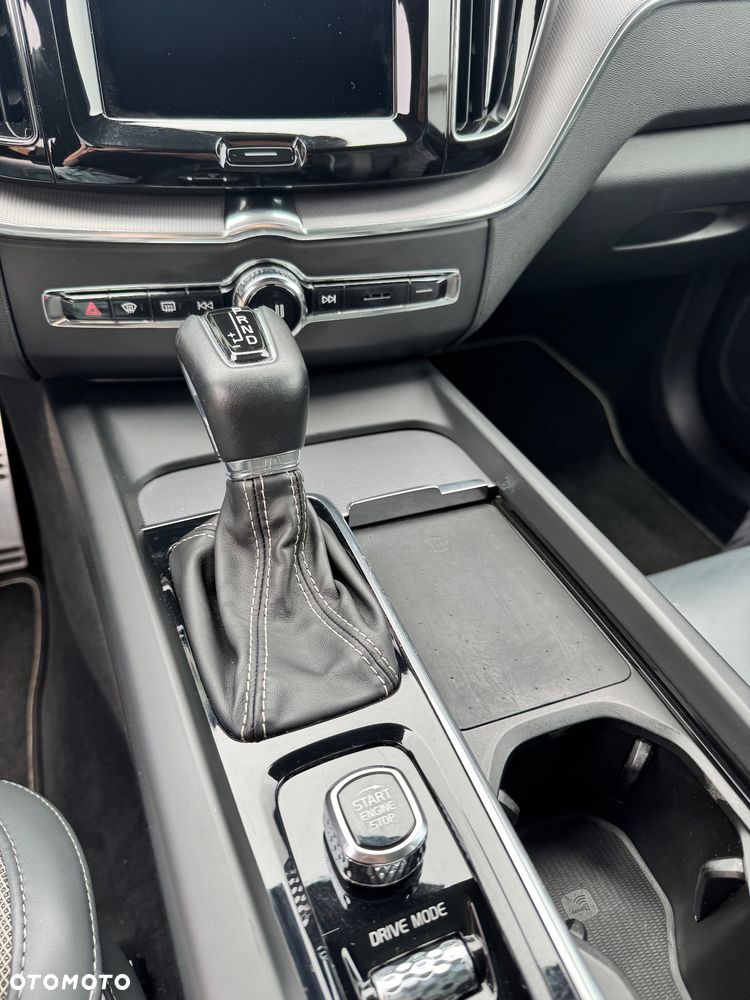Volvo XC 60 T5 Geartronic RDesign - 8