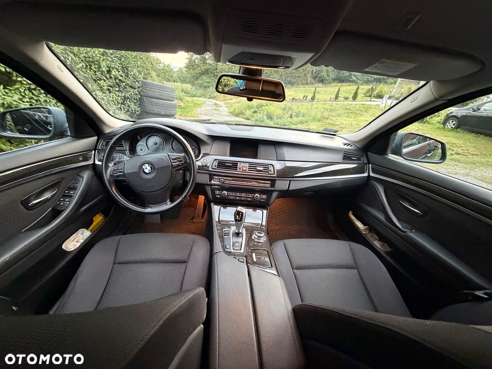 BMW Seria 5 520d - 9