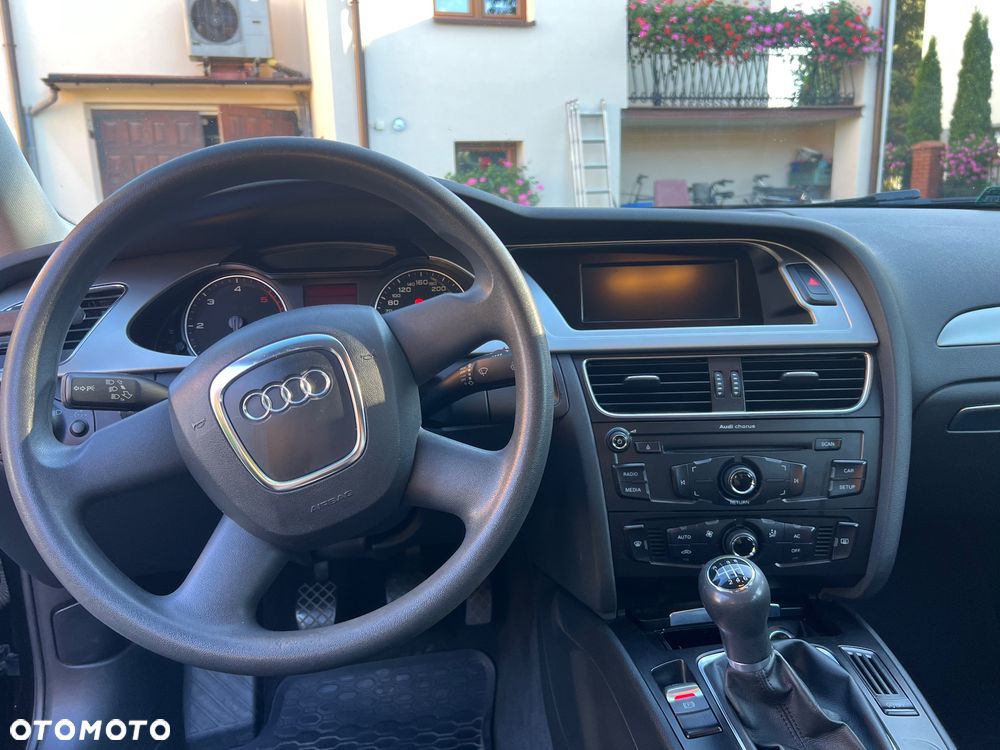 Audi A4 Avant - 5