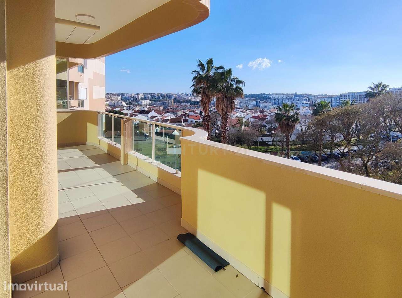Amplo apartamento de 3 quartos com varandas panorâmicas em Almada, em - Grande imagem: 4/28