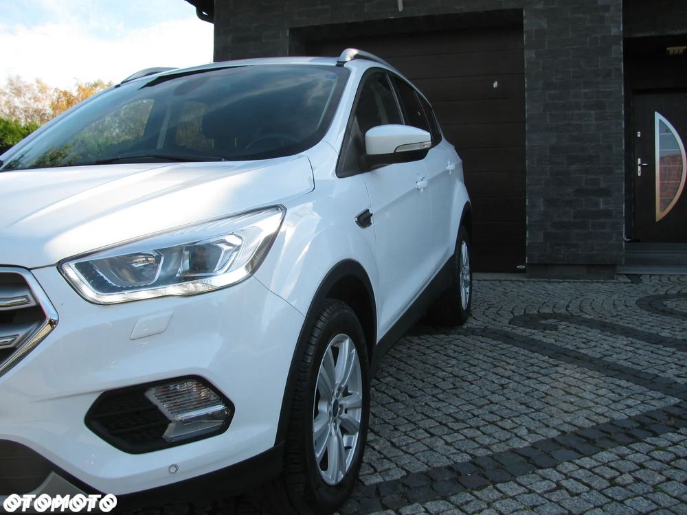 Ford Kuga 1.5 EcoBoost 2x4 Trend - 26