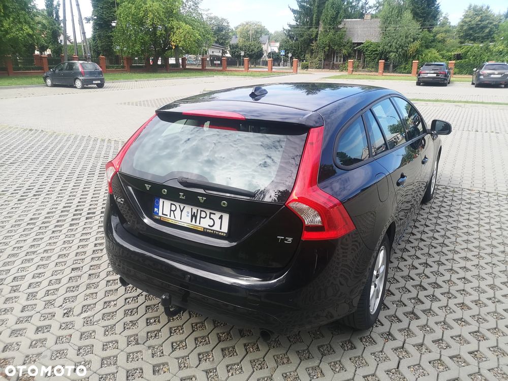 Volvo V60 T3 - 33