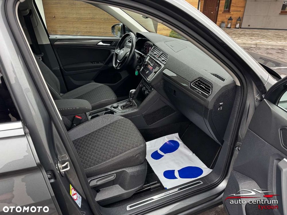 Volkswagen Tiguan - 28
