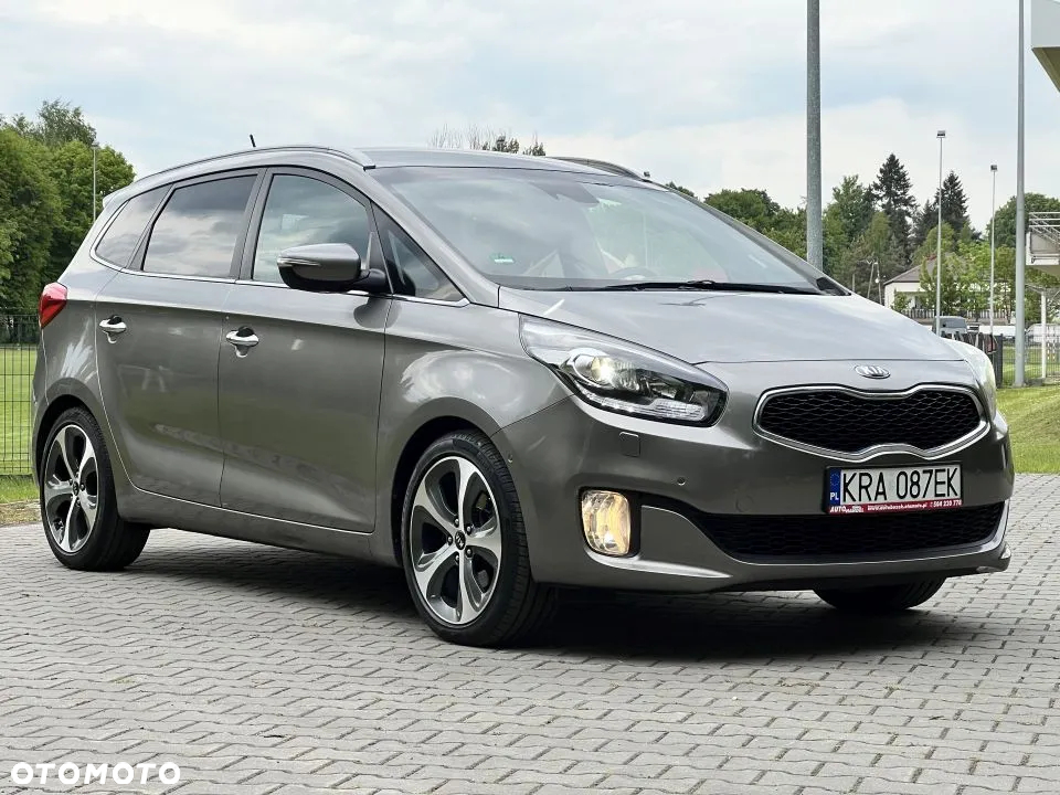 Kia Carens 1.7 CRDi XL 7os - 34