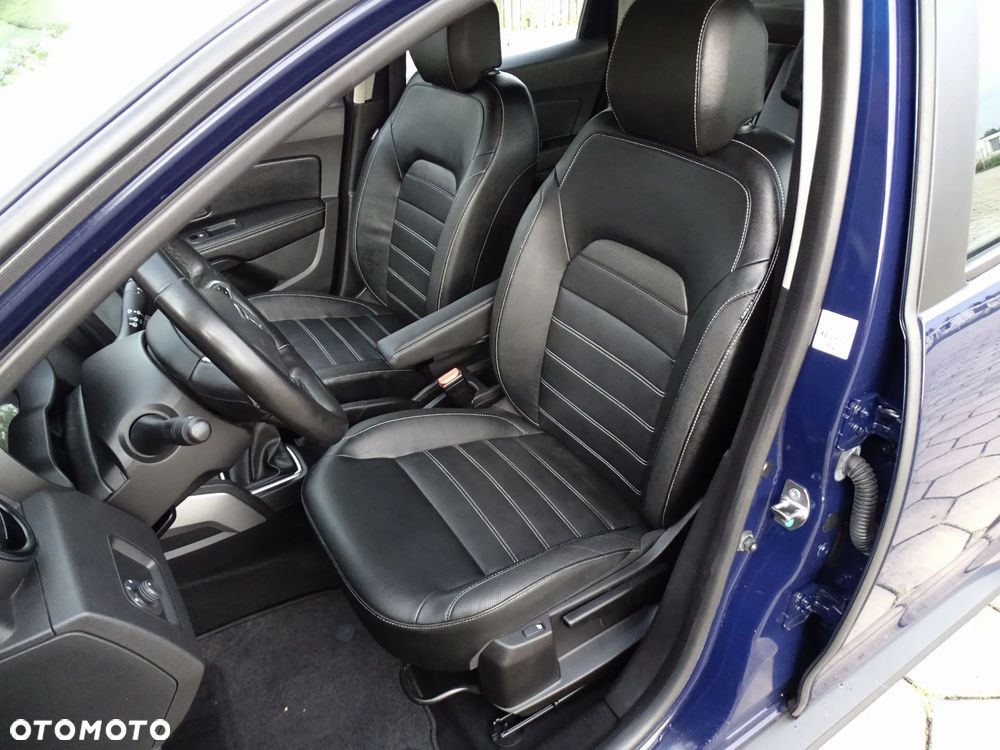 Dacia Duster 1.6 SCe Prestige - 19
