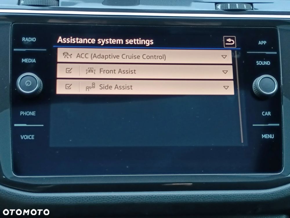 Volkswagen Tiguan - 26