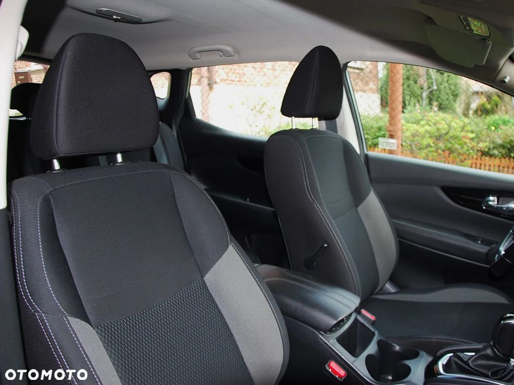 Nissan Qashqai 1.3 DIG-T Acenta DCT - 9